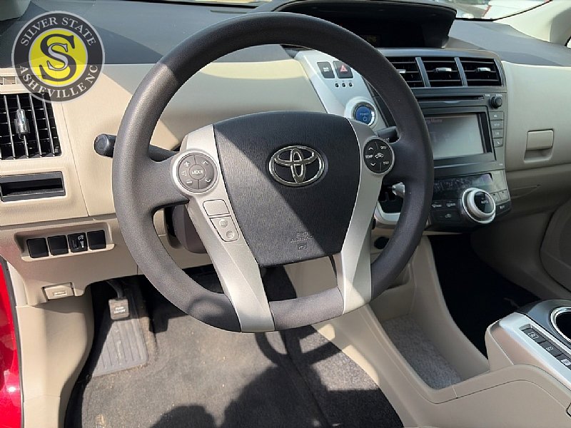 Used 2013 Toyota Prius V Two FWD image 22