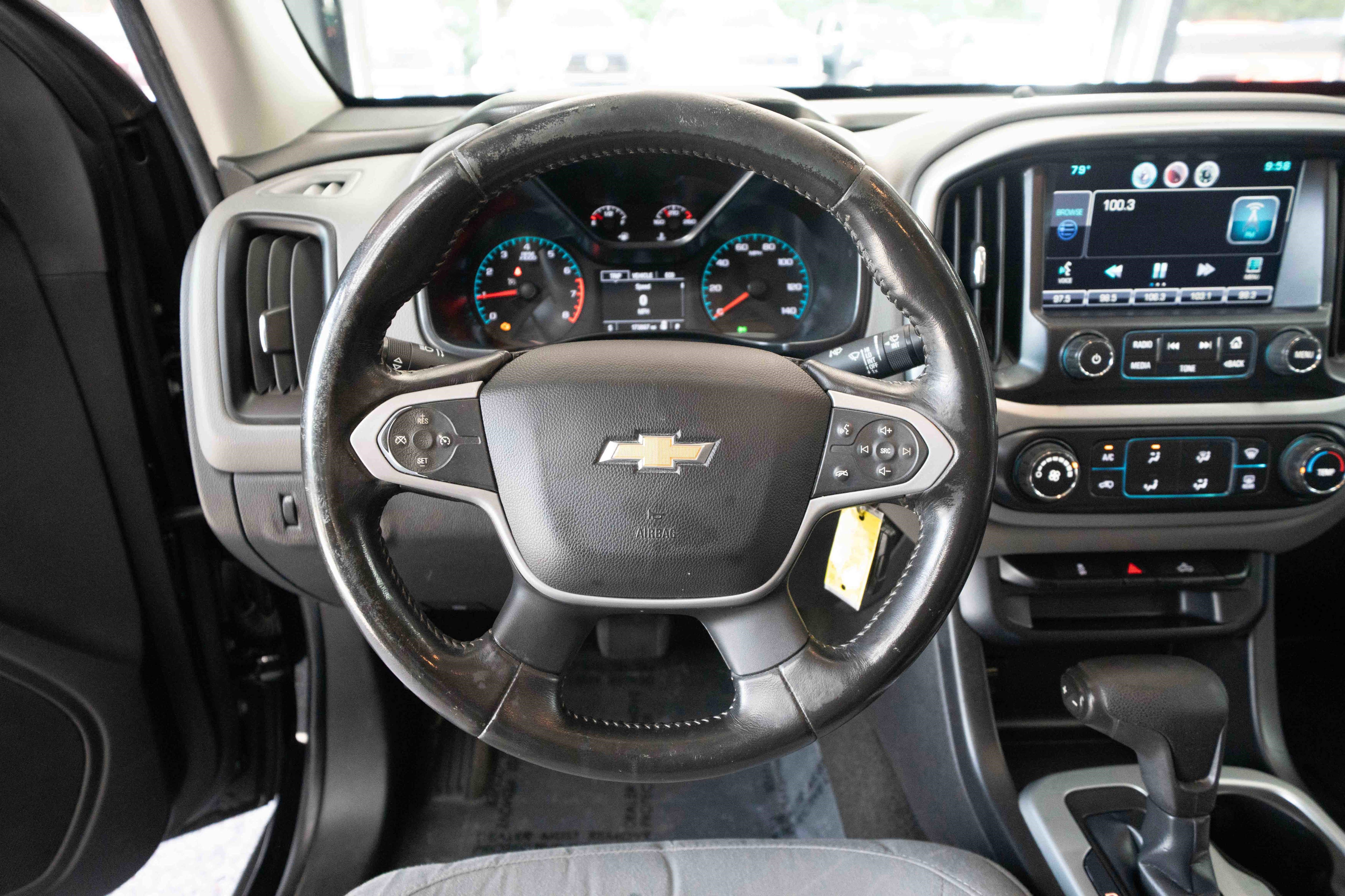Used 2015 Chevrolet Colorado LT w/ LT Convenience Package RWD image 21