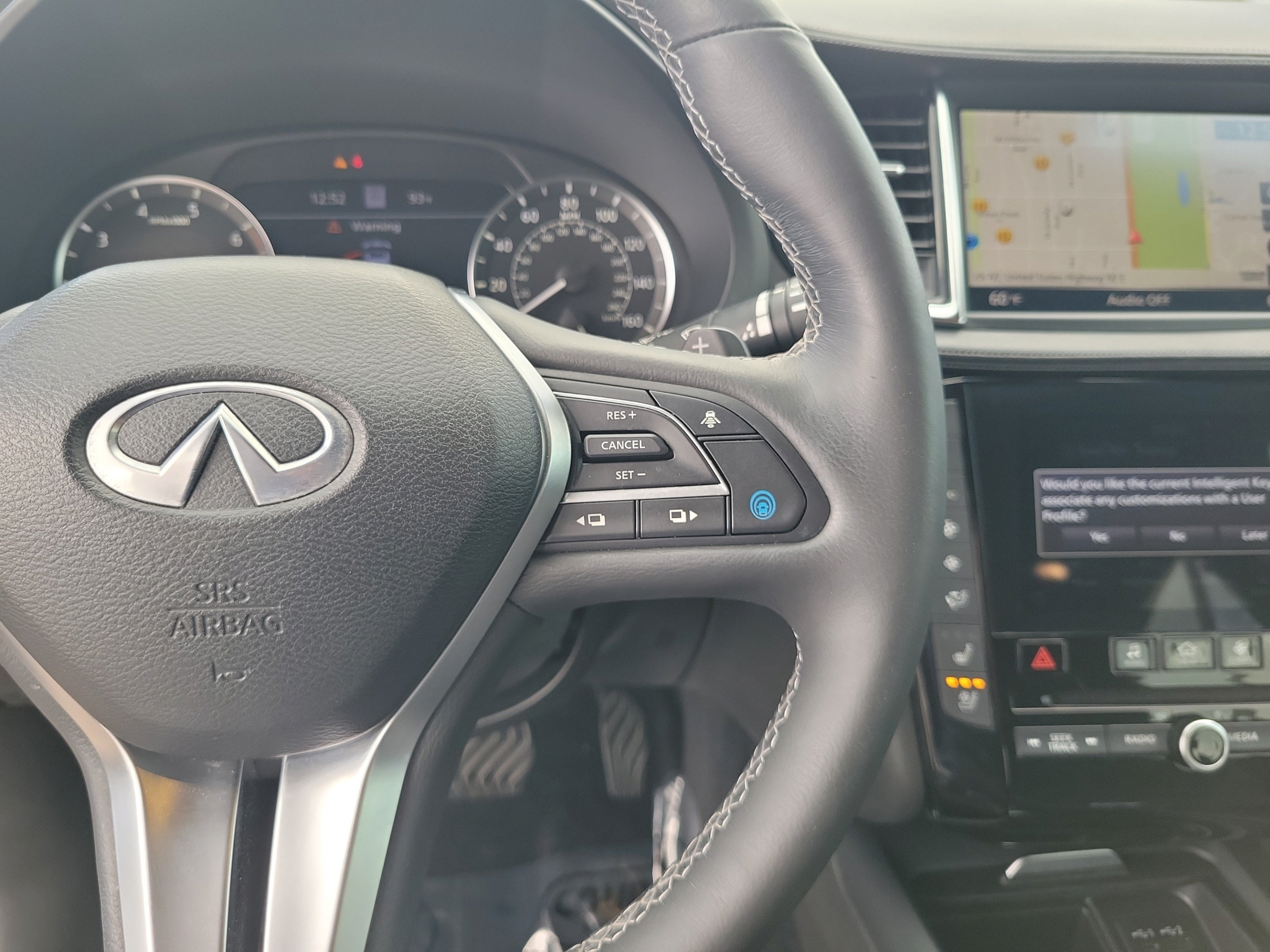 Used 2022 INFINITI QX55 Essential w/ Proactive Package AWD/4WD image 16