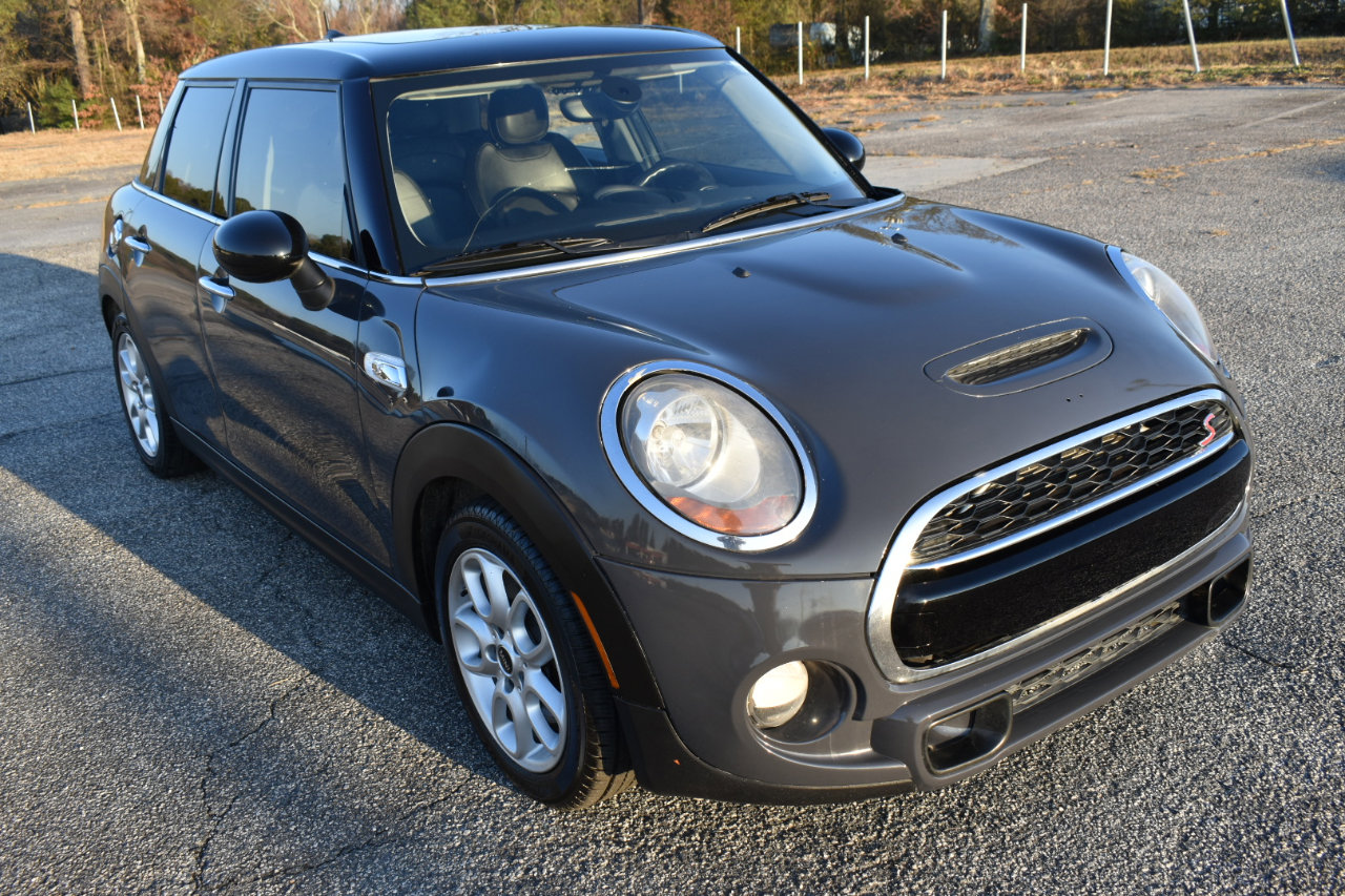 Used 2015 MINI Cooper S image 4