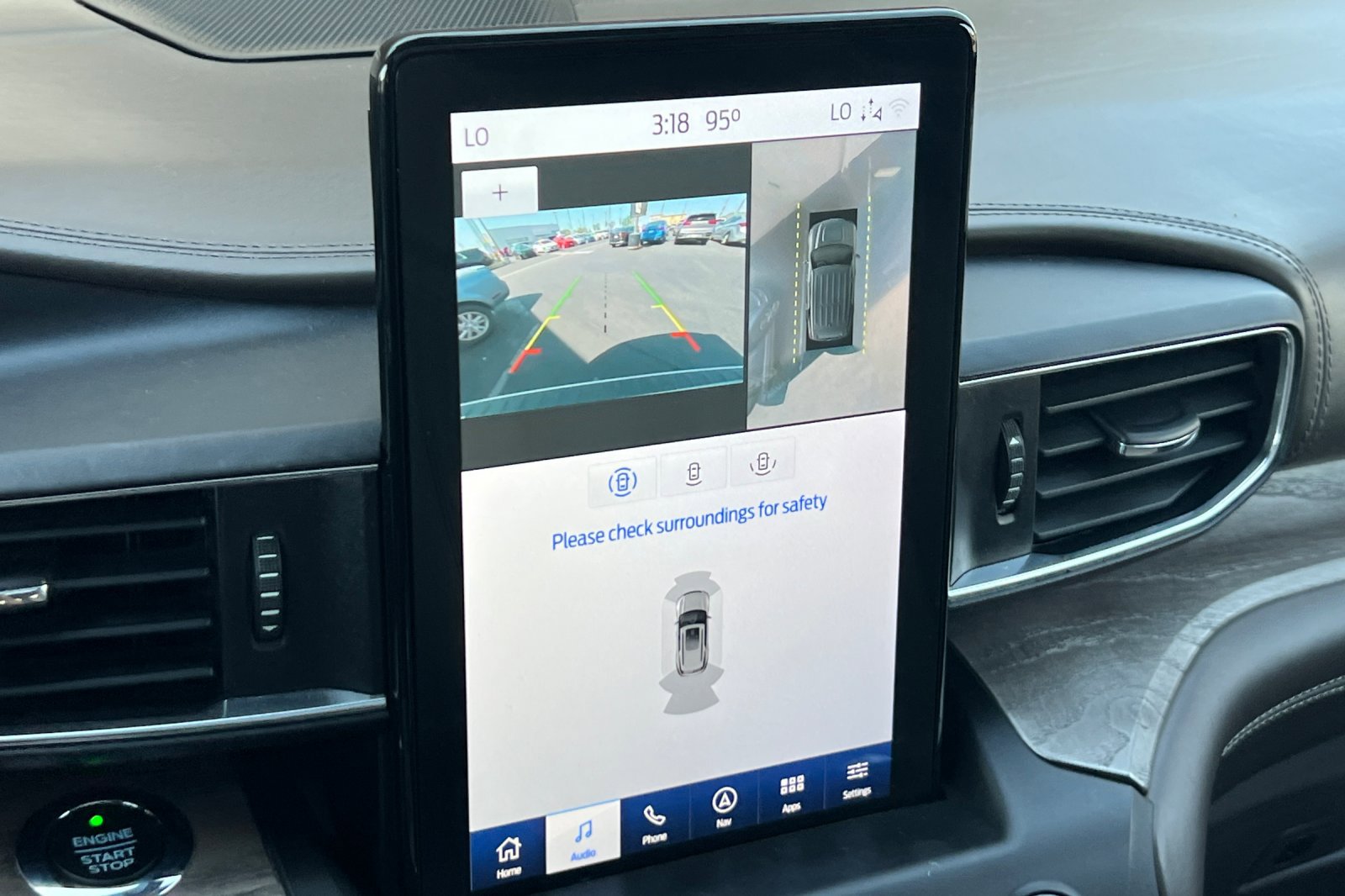 Used 2020 Ford Explorer Platinum w/ Premium Technology Package image 21