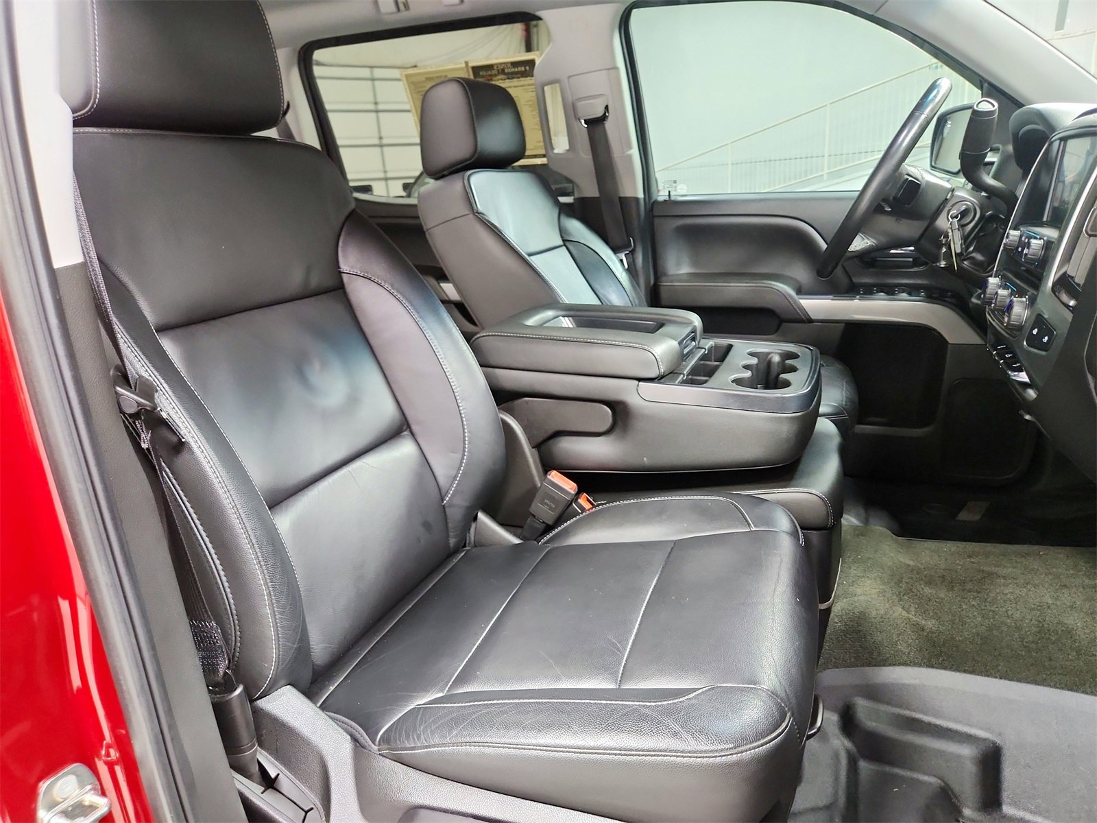 Used 2018 Chevrolet Silverado 1500 LT w/ All Star Edition image 36