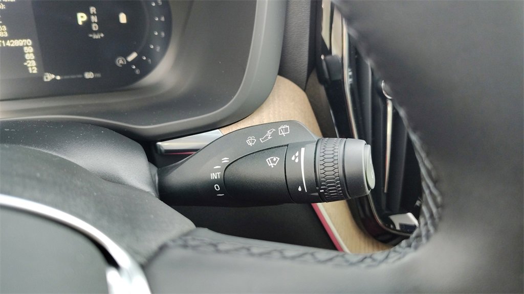 New 2026 Volvo XC60 B5 Plus w/ Protection Package Premier image 17