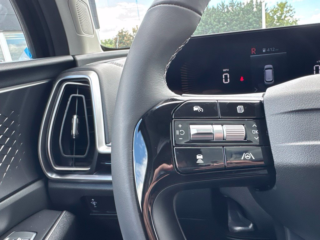 New 2026 Kia Sorento S w/ S Panoramic Sunroof Package FWD image 17