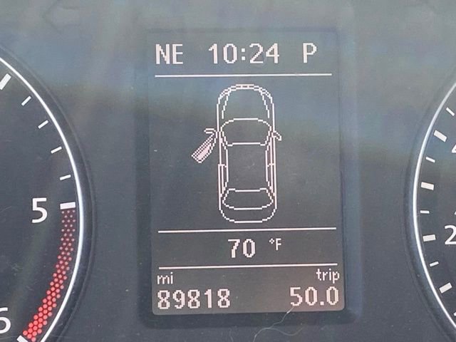 Used 2013 Volkswagen Passat TDI SE image 6