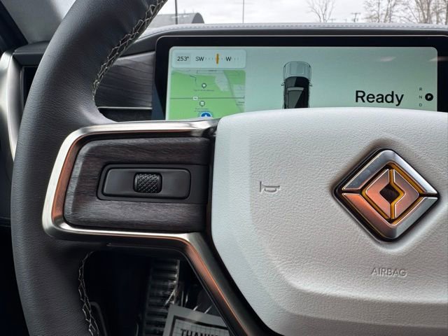 Used 2023 Rivian R1S Launch Edition image 24