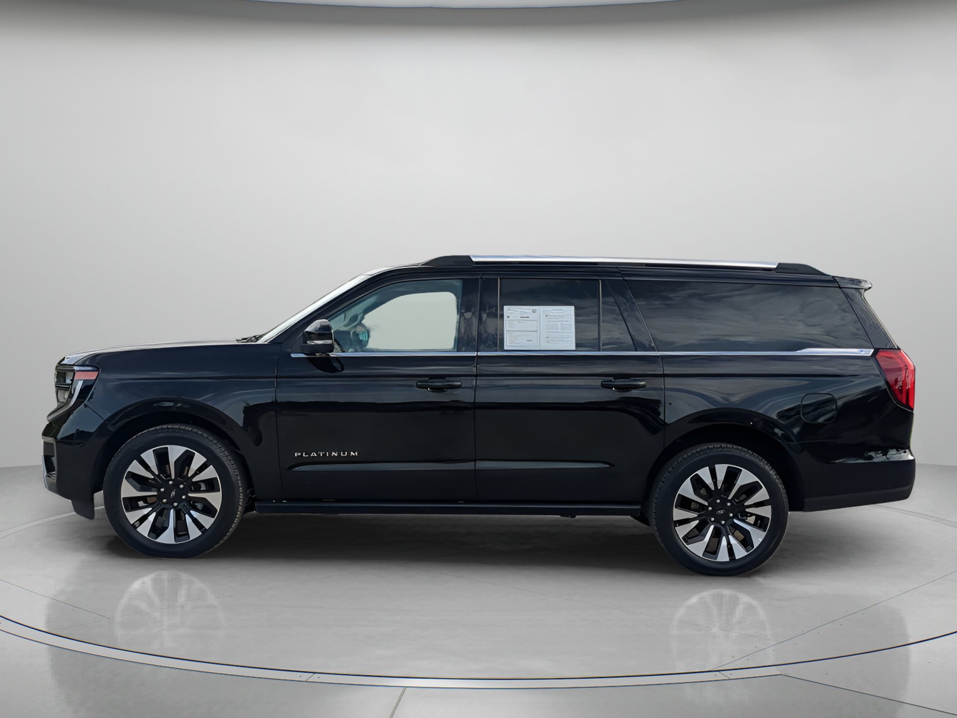 Certified 2025 Ford Expedition Max Platinum w/ Driver's Package AWD/4WD image 43