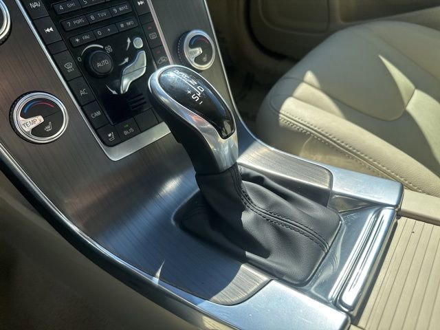 Used 2016 Volvo S60 T5 Premier image 18