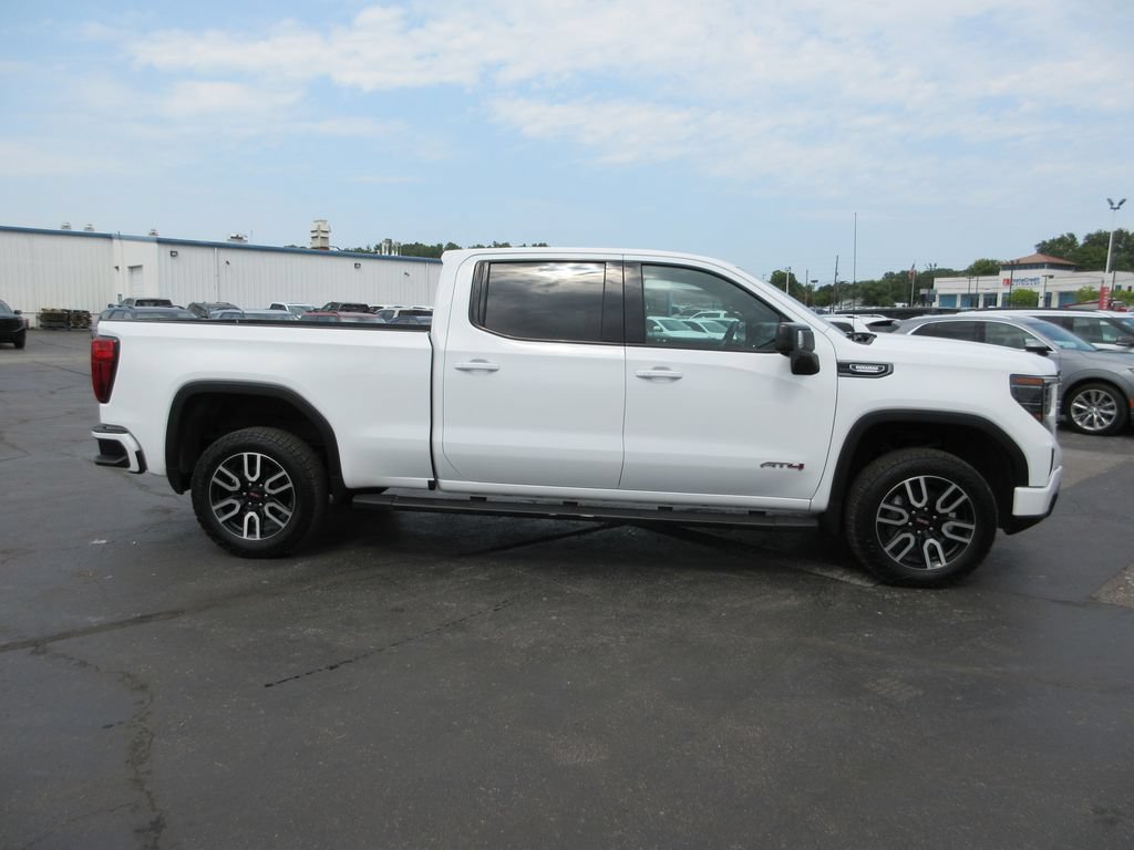 Certified 2022 GMC Sierra 1500 AT4 w/ AT4 Preferred Package AWD/4WD image 4