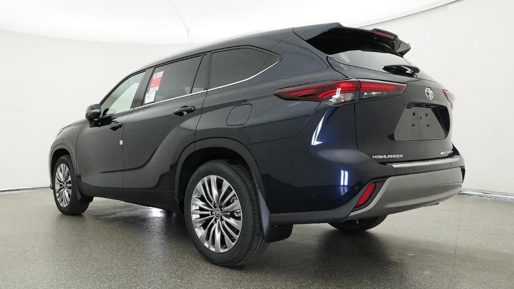 New 2026 Toyota Highlander Platinum AWD/4WD image 16