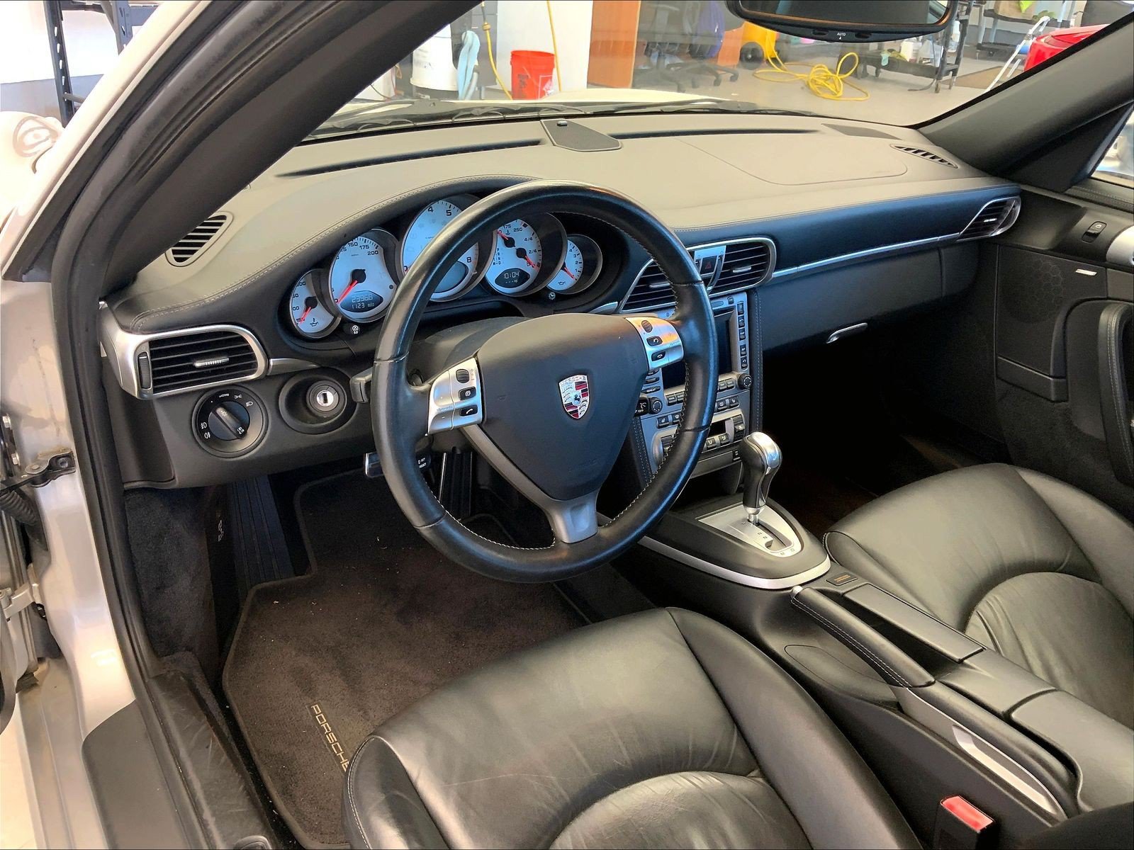 Used 2007 Porsche 911 Carrera S RWD image 4