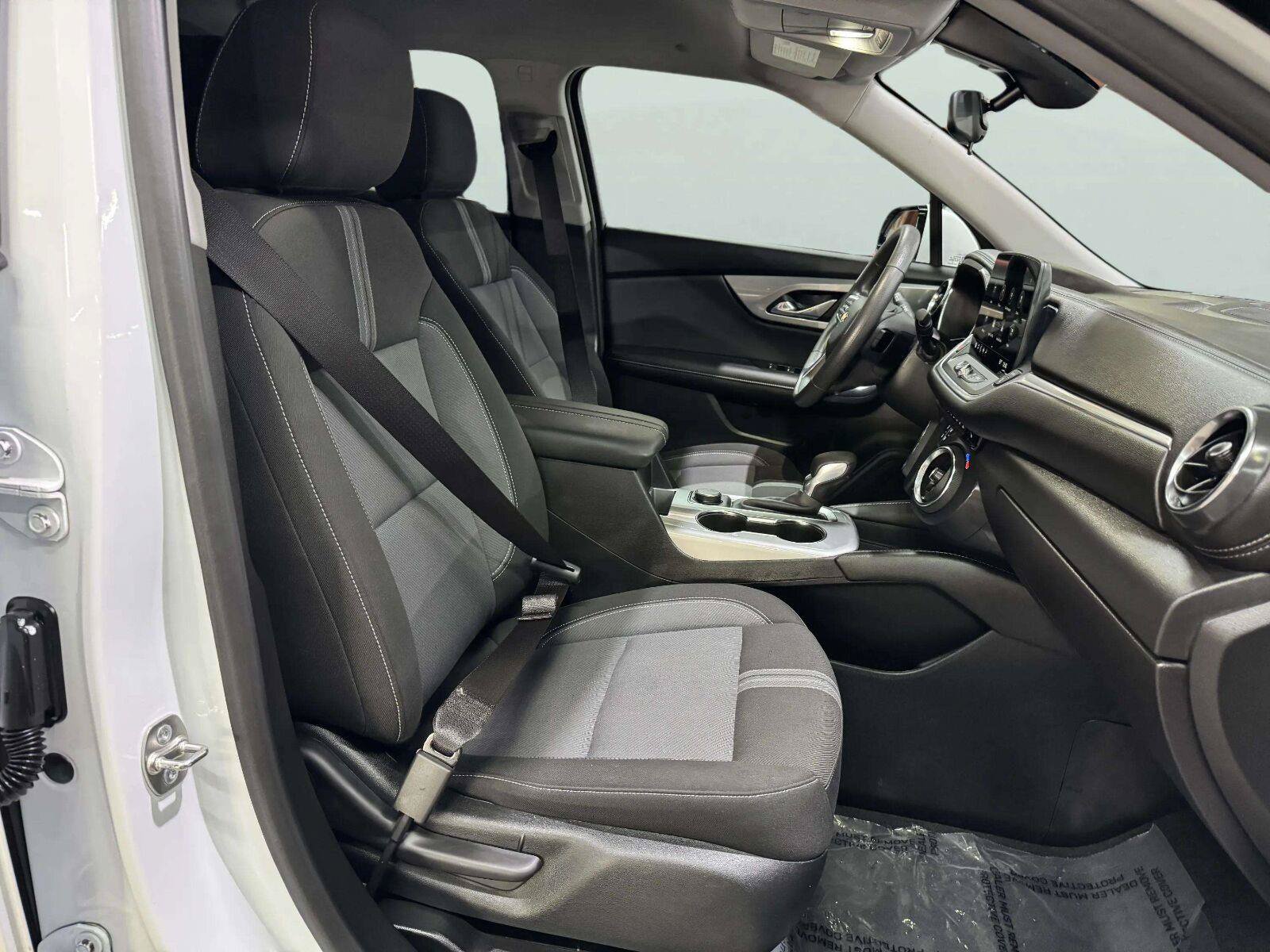 Used 2024 Chevrolet Blazer LT FWD image 53