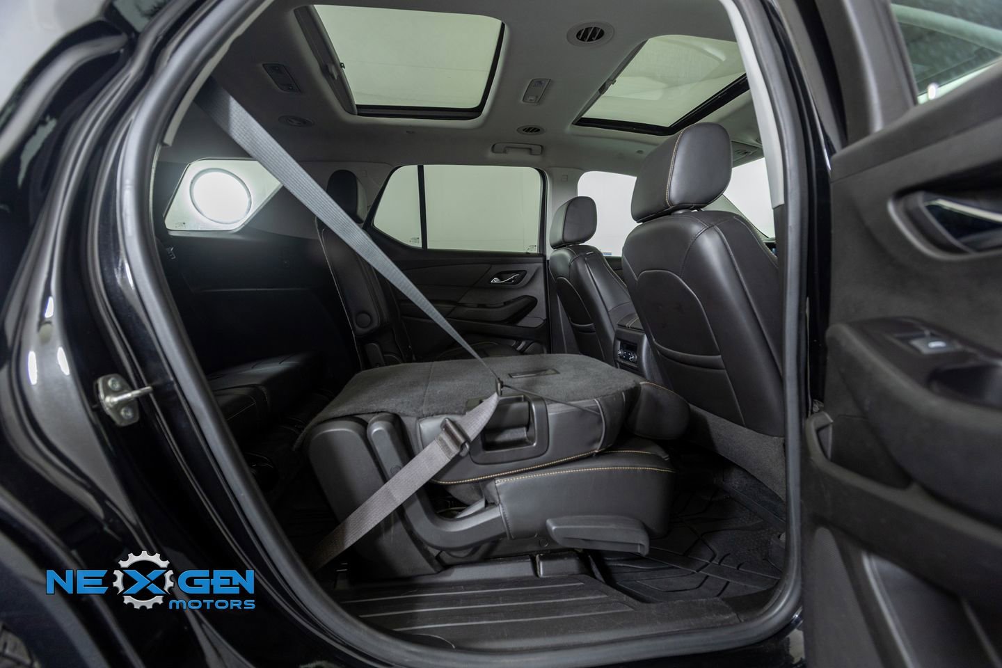 Used 2020 Chevrolet Traverse Premier w/ Redline Edition image 35