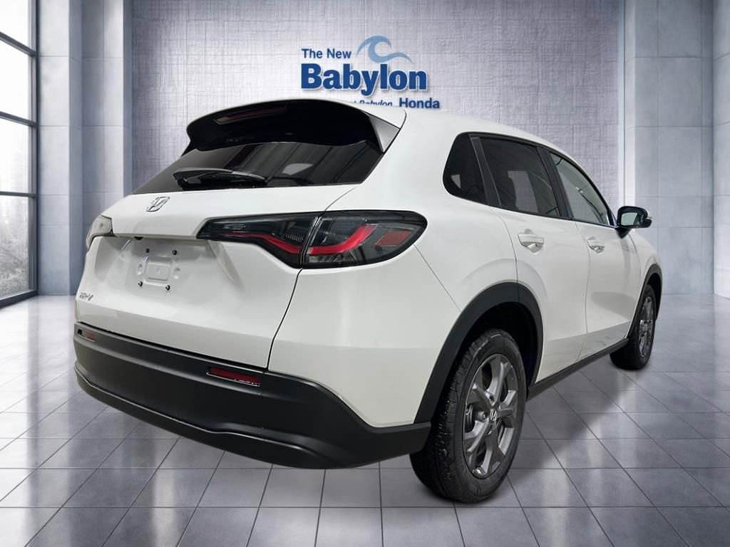 New 2027 Honda HR-V LX image 5