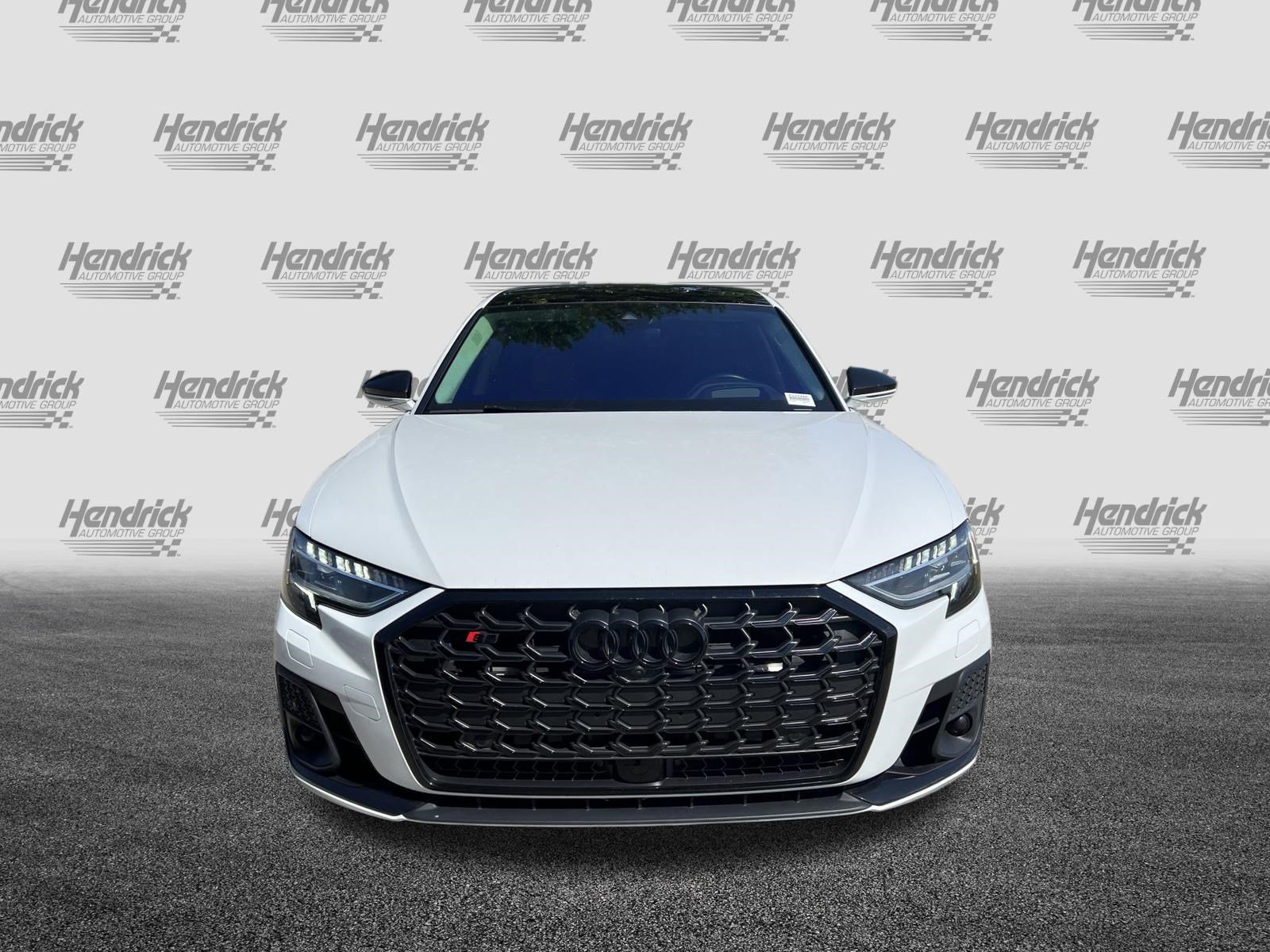 Used 2022 Audi S8 w/ S8 Comfort Plus Package AWD/4WD image 3