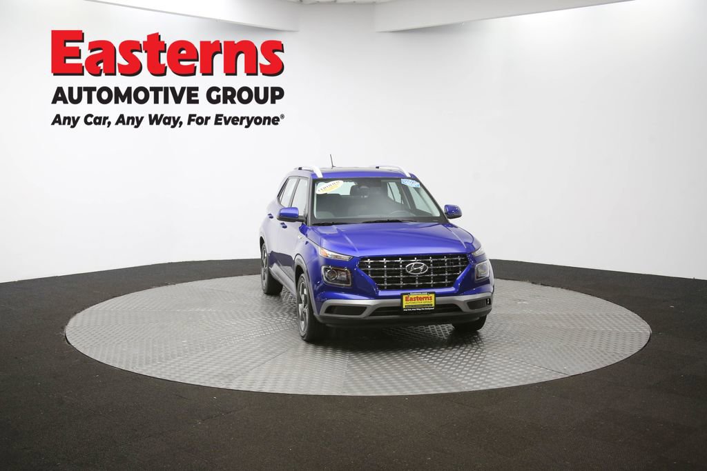 Used 2023 Hyundai Venue SEL image 46