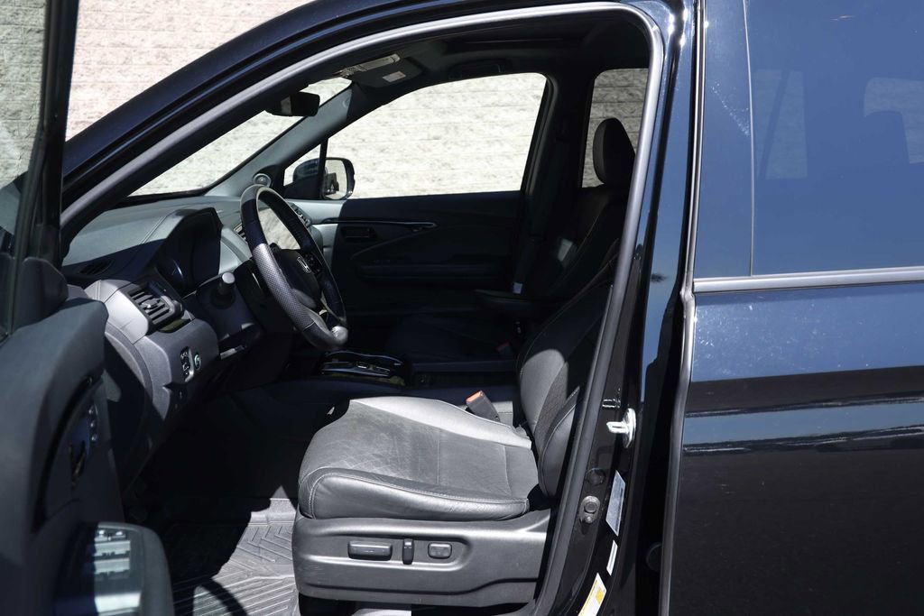 Used 2023 Honda Passport Elite image 24