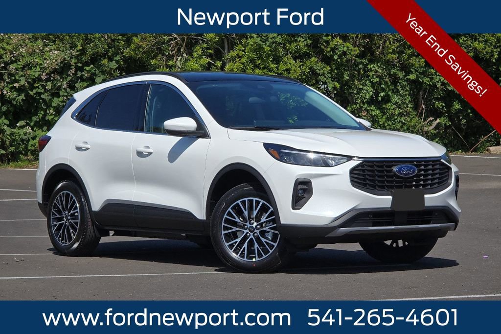 New 2025 Ford Escape SE w/ Class II Trailer Tow Package image 1