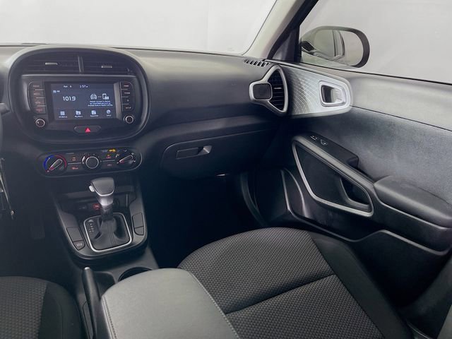 Used 2020 Kia Soul LX image 22