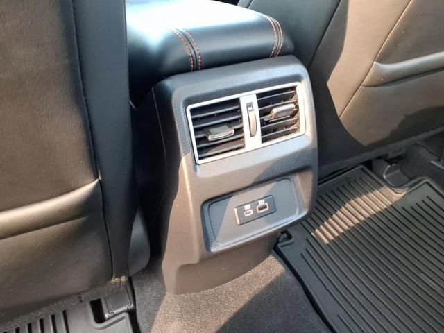 Used 2023 Nissan Maxima SR w/ Sport Mat Group image 9