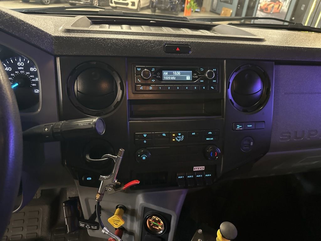 Used 2021 Ford F750 2WD Regular Cab Super Duty image 15