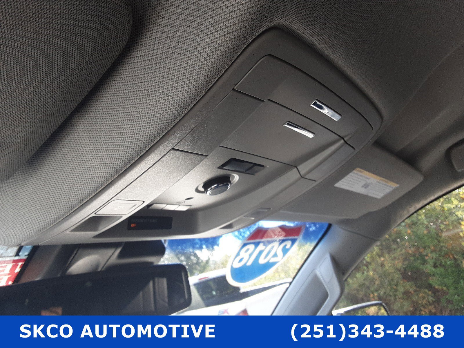 Used 2018 GMC Yukon Denali image 29