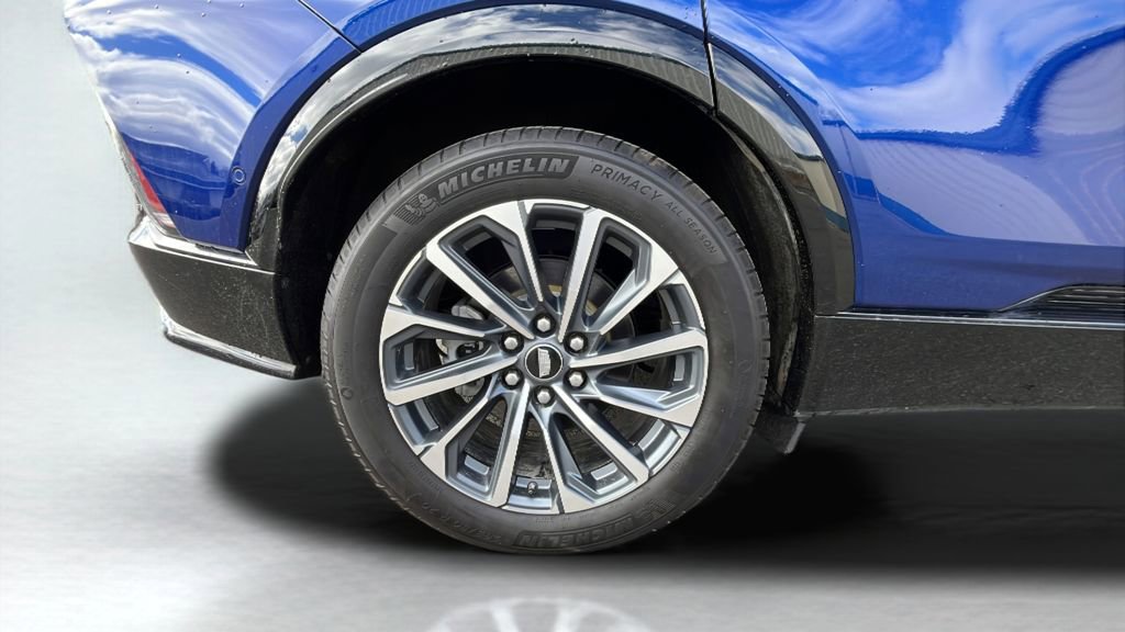 Certified 2024 Cadillac Lyriq Sport w/ LPO, Floor Liner Package AWD/4WD image 20