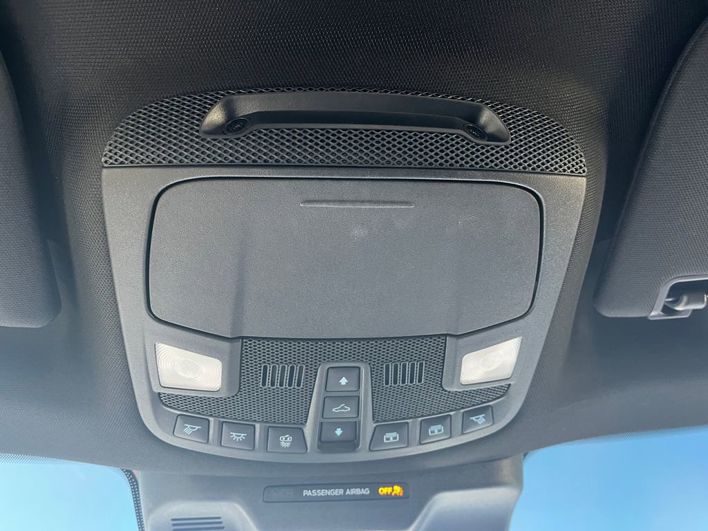 Used 2024 Ford Expedition Limited image 24
