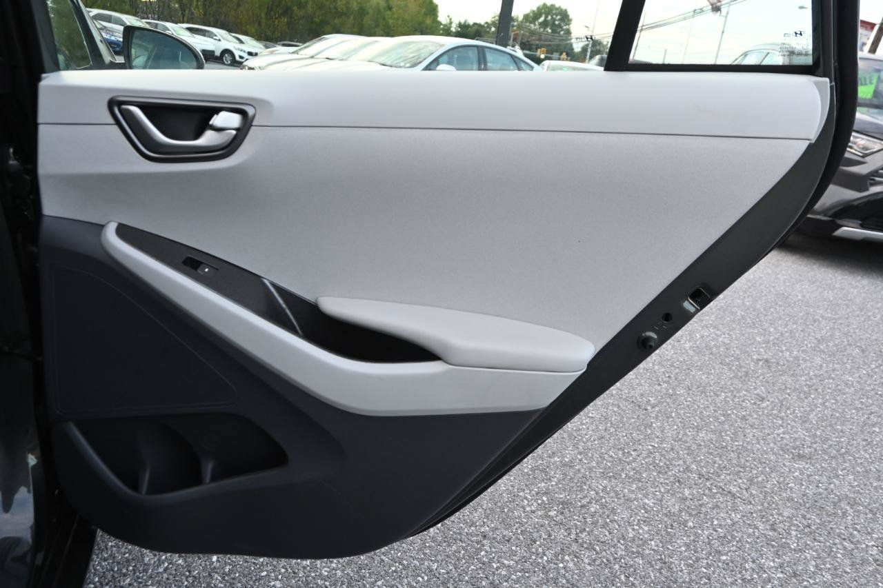 Used 2020 Hyundai Ioniq Blue FWD image 35