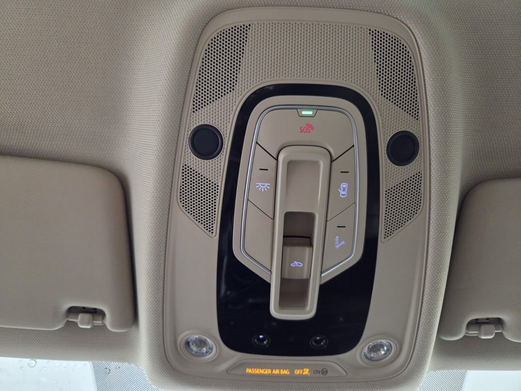 Used 2020 Audi A4 2.0T Premium w/ Convenience Package image 16