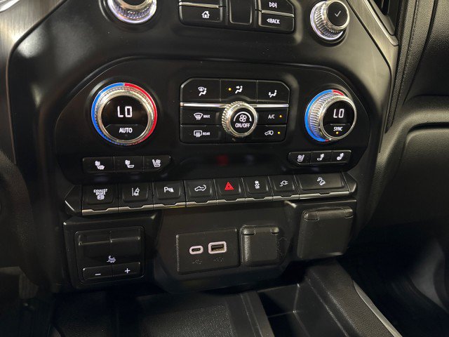 Used 2020 GMC Sierra 3500 Denali w/ Denali Ultimate Package image 27