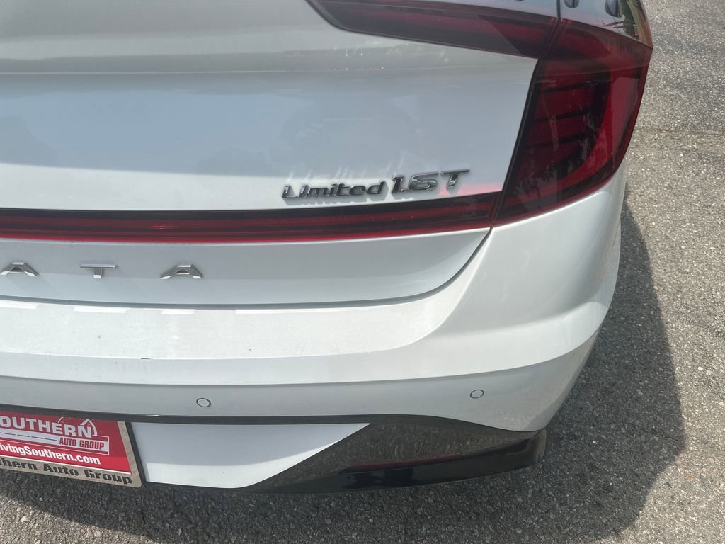 Used 2021 Hyundai Sonata Limited w/ Preferred Accessory Package FWD image 24