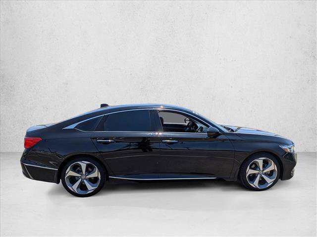 Used 2020 Honda Accord Touring video 4
