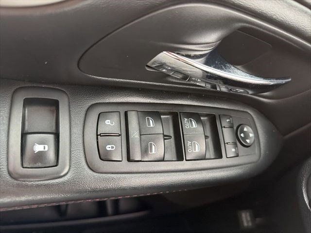 Used 2019 Dodge Grand Caravan GT image 21