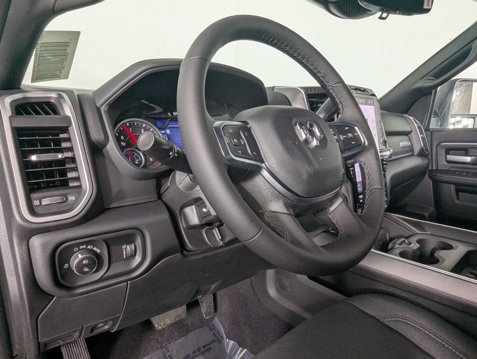 New 2026 RAM 2500 Big Horn AWD/4WD image 12