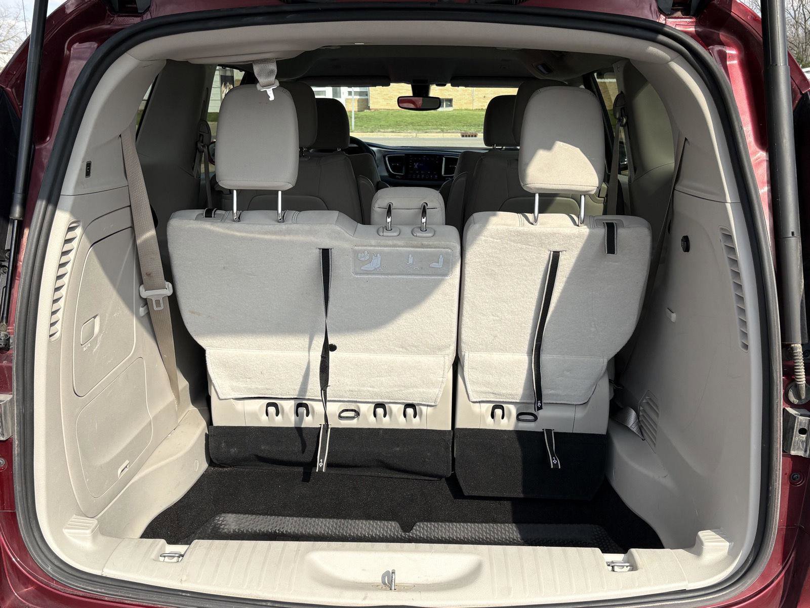 Used 2018 Chrysler Pacifica Touring Plus image 15