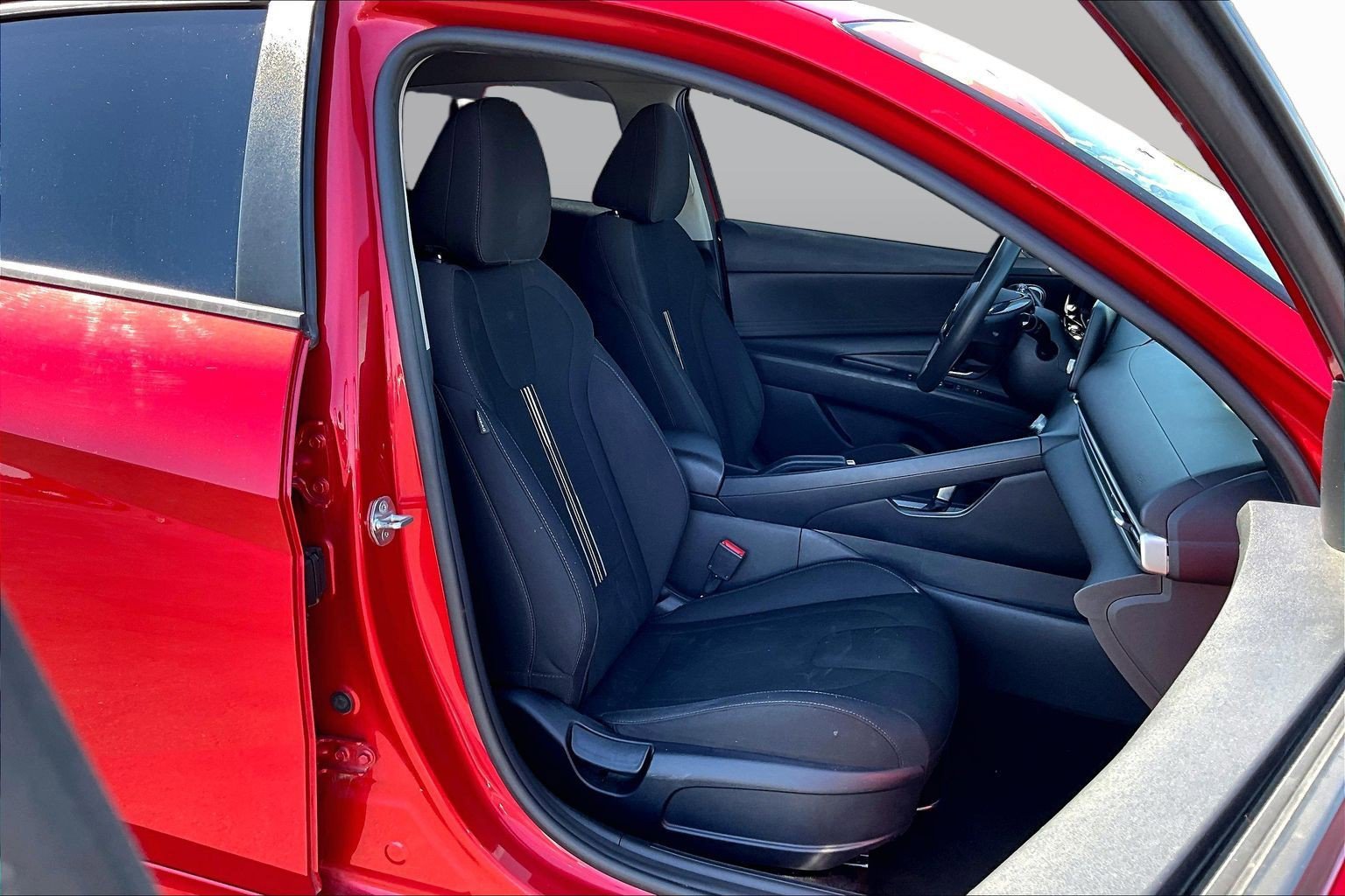 Used 2021 Hyundai Elantra SEL FWD image 6