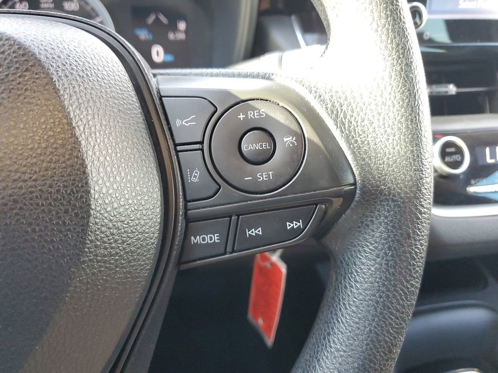 Certified 2021 Toyota Corolla LE FWD image 20