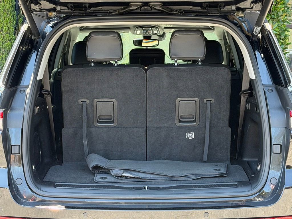 Used 2022 Jeep Grand Cherokee L Limited RWD image 16