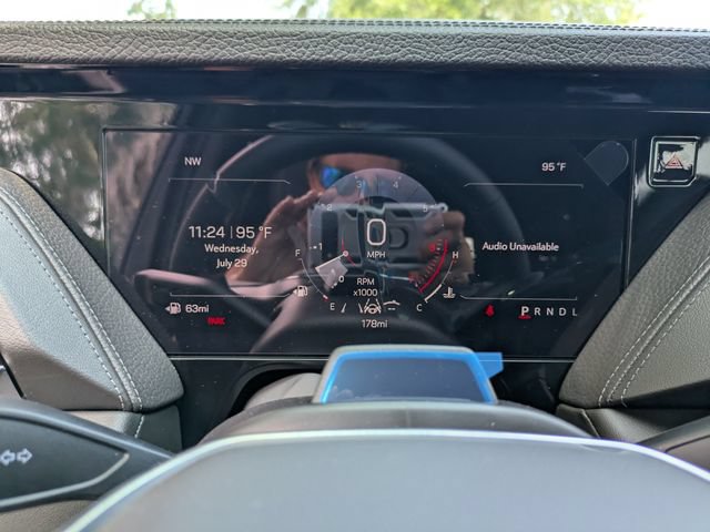New 2026 GMC Yukon Denali w/ Denali Reserve Package RWD image 34