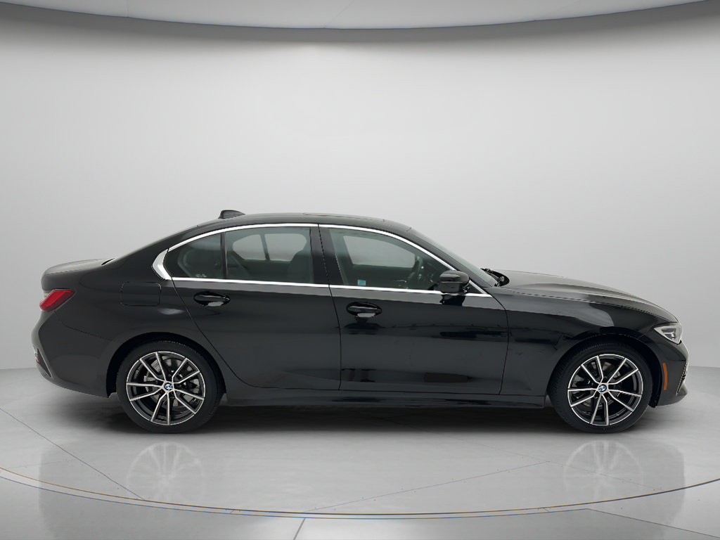 Used 2020 BMW 330i xDrive Sedan w/ Convenience Package AWD/4WD image 6