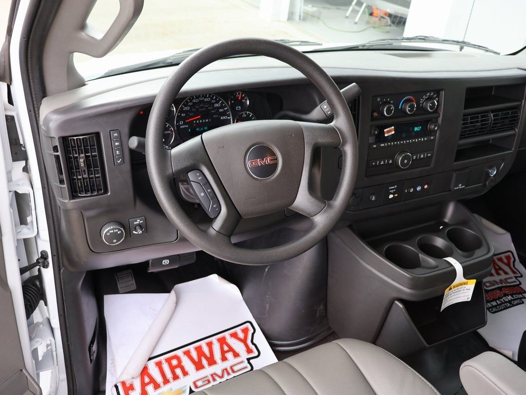 New 2025 GMC Savana 3500 Extended w/ Driver Convenience Package image 19