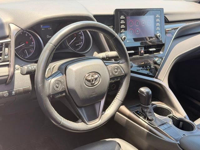 Used 2022 Toyota Camry SE FWD image 17