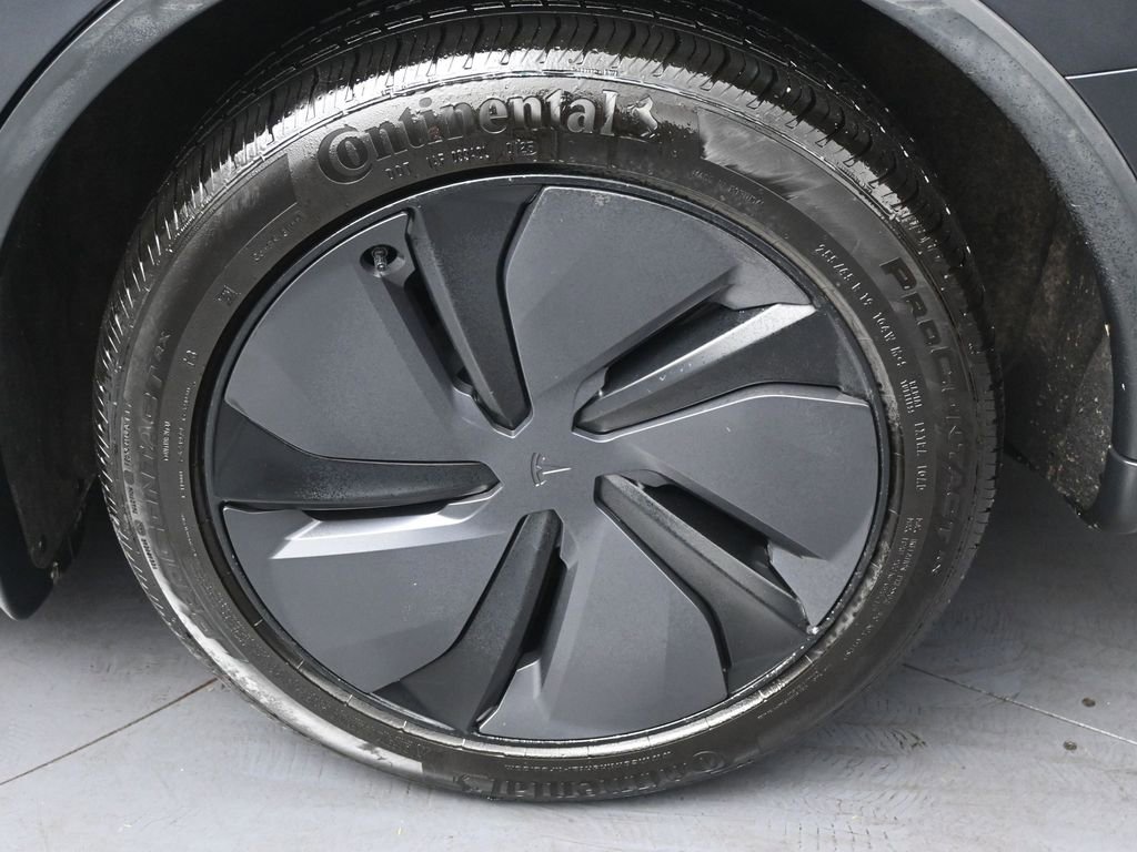 Used 2026 Tesla Model Y Long Range image 33