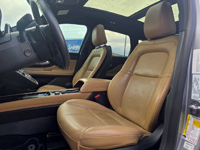 Used 2021 Lincoln Corsair Reserve AWD/4WD image 10