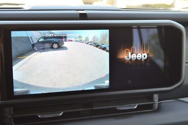 New 2025 Jeep Wrangler Sahara image 30