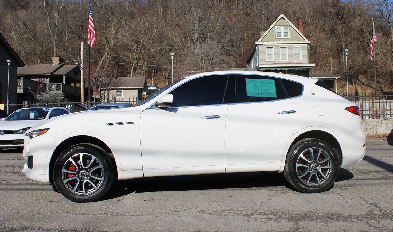 Used 2020 Maserati Levante image 4