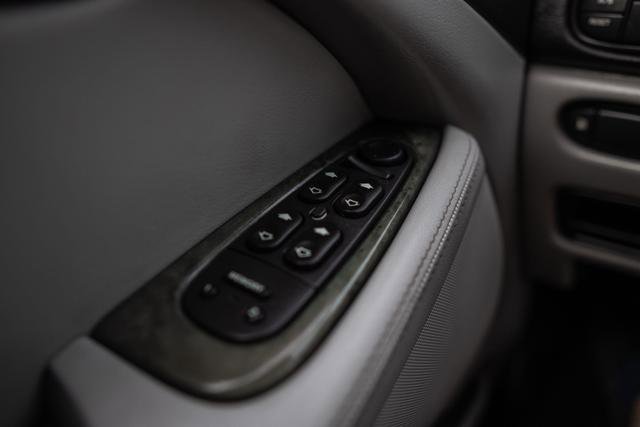 Used 2003 Jaguar S-TYPE R image 52