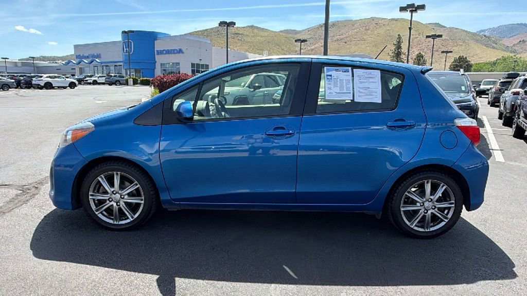 Used 2013 Toyota Yaris SE FWD image 6