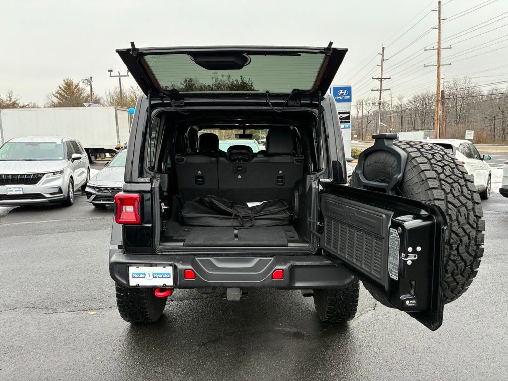 Used 2022 Jeep Wrangler Unlimited Rubicon w/ LED Lighting Group image 12